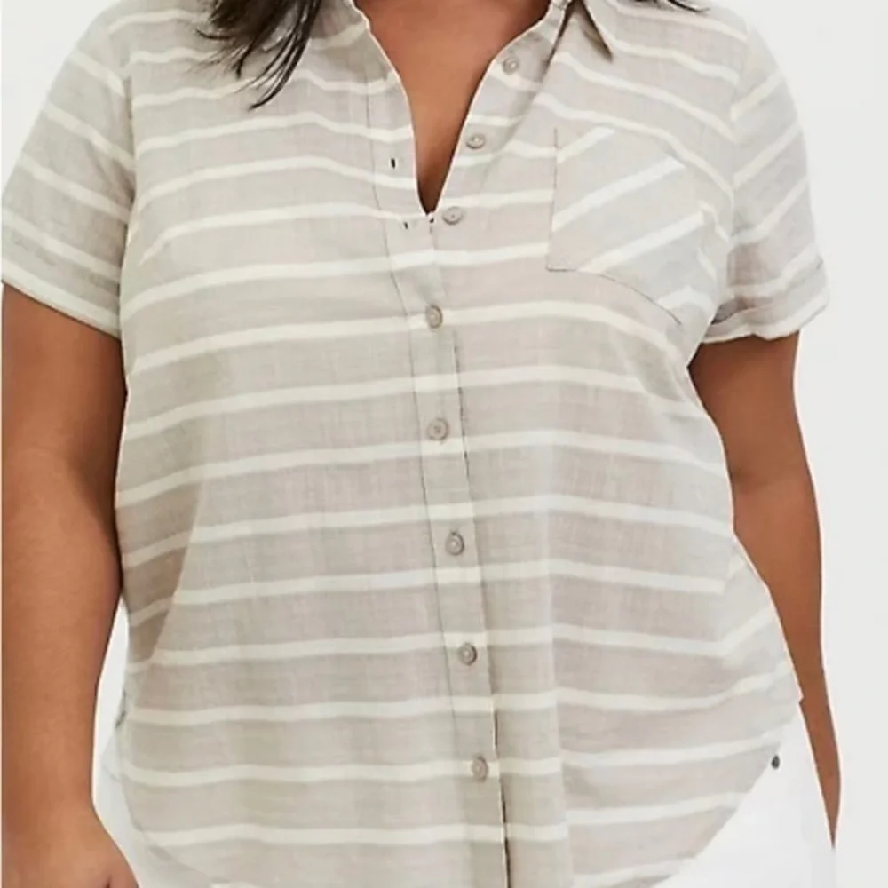 Torrid Textured Woven Button Front Top